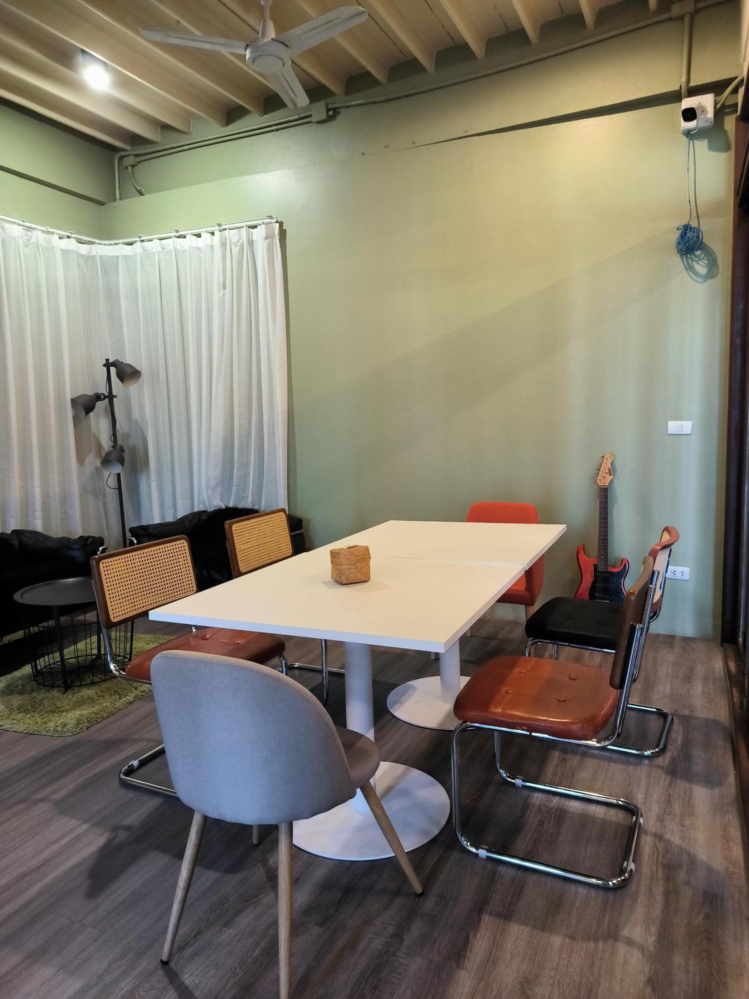 Whereder Poshtel Udon Thani Dış mekan fotoğraf
