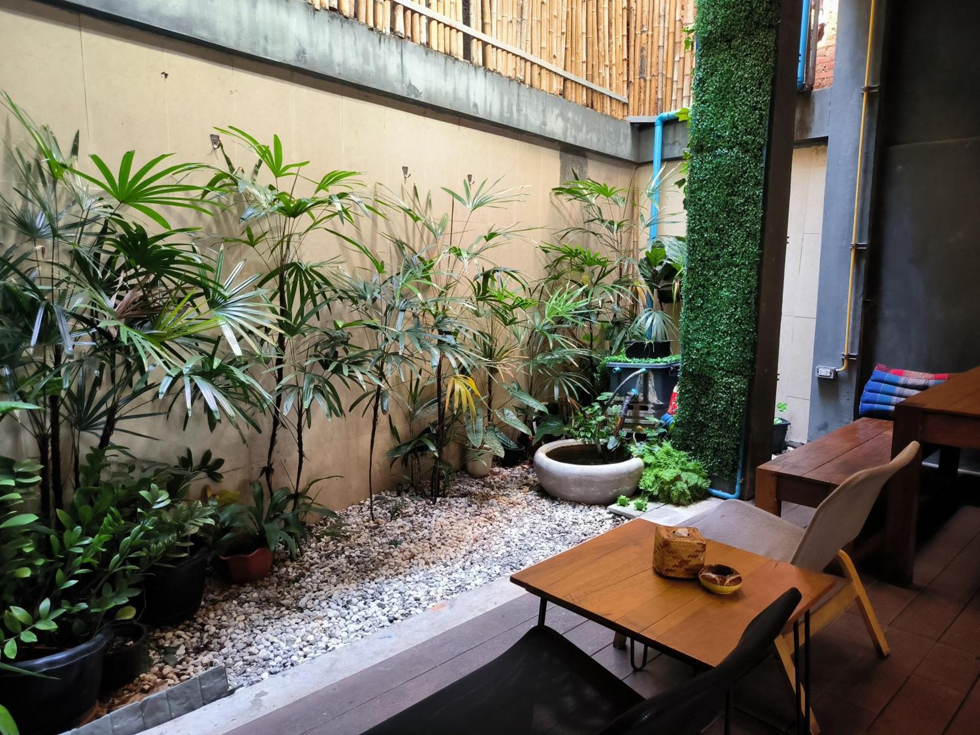 Whereder Poshtel Udon Thani Dış mekan fotoğraf