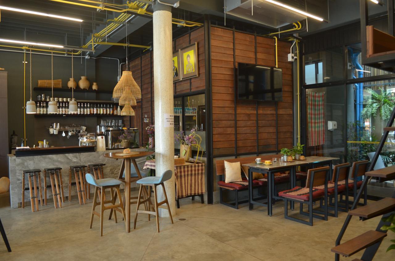 Whereder Poshtel Udon Thani Dış mekan fotoğraf